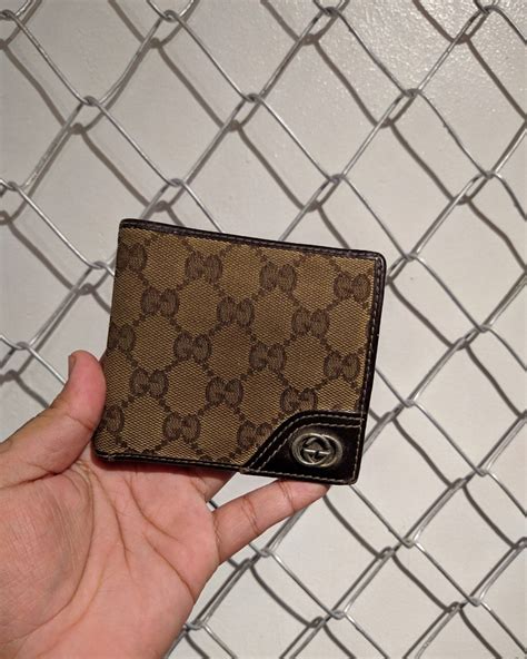 payoff logo gucci|gucci gg emblem bag.